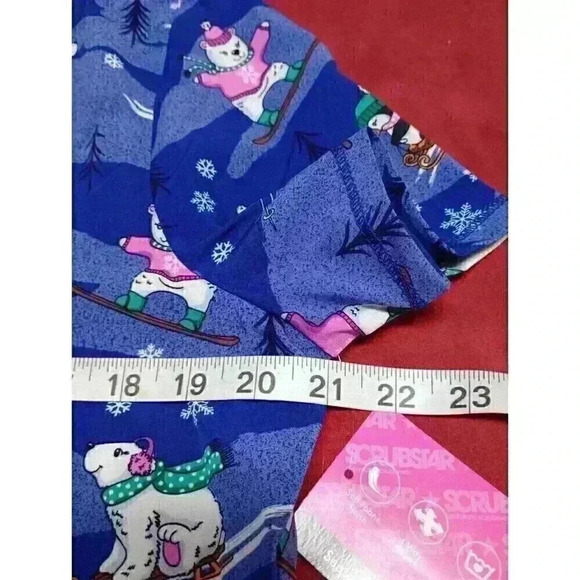 Scrubstar Women's Christmas Polar Bear Penguin V-Neck Print Scrub Top Size M - Picture 5 of 6